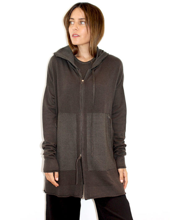 Thea by Barbara Pizik - Fall/Winter 2022 Thea by Barbara Pizik - Fall/Winter 2022
