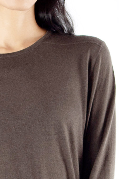 thea - long sleeve t with shoulder detail