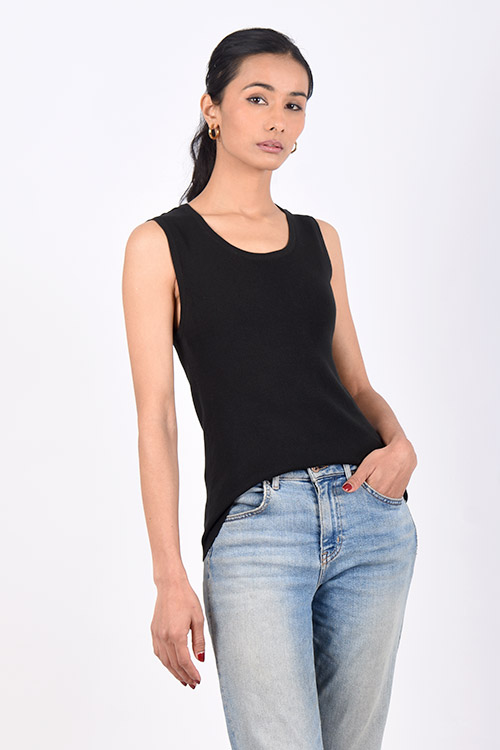 thea-muscletankcottonlowerneck-black thea-muscletankcottonlowerneck-black